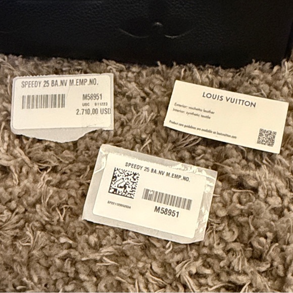 Louis Vuitton Speedy 25 Bandouliere in Monogram Empreinte Noir - Picture 8 of 8